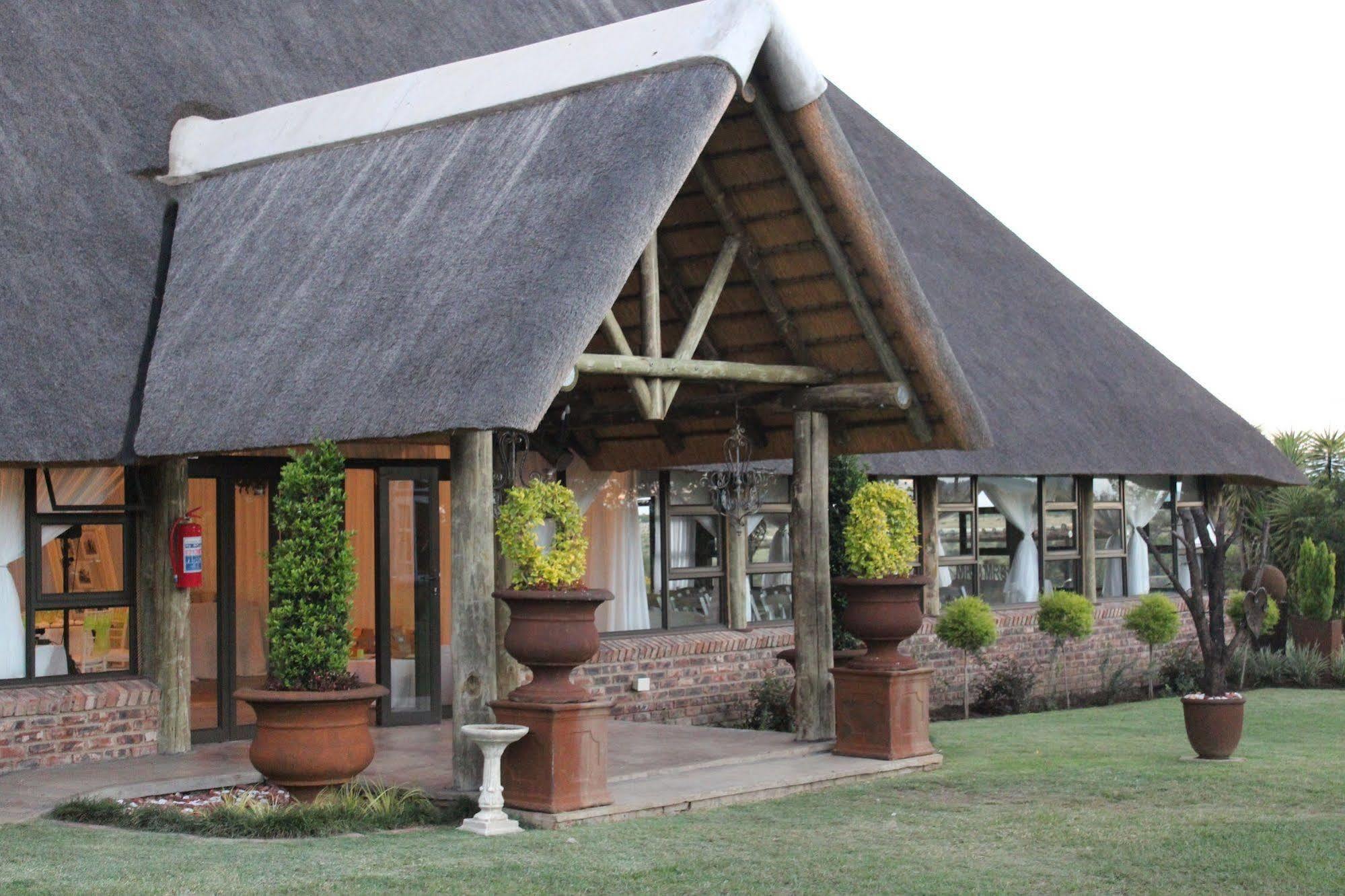 Nauntons Guest House & Wedding Venue Ladysmith Buitenkant foto
