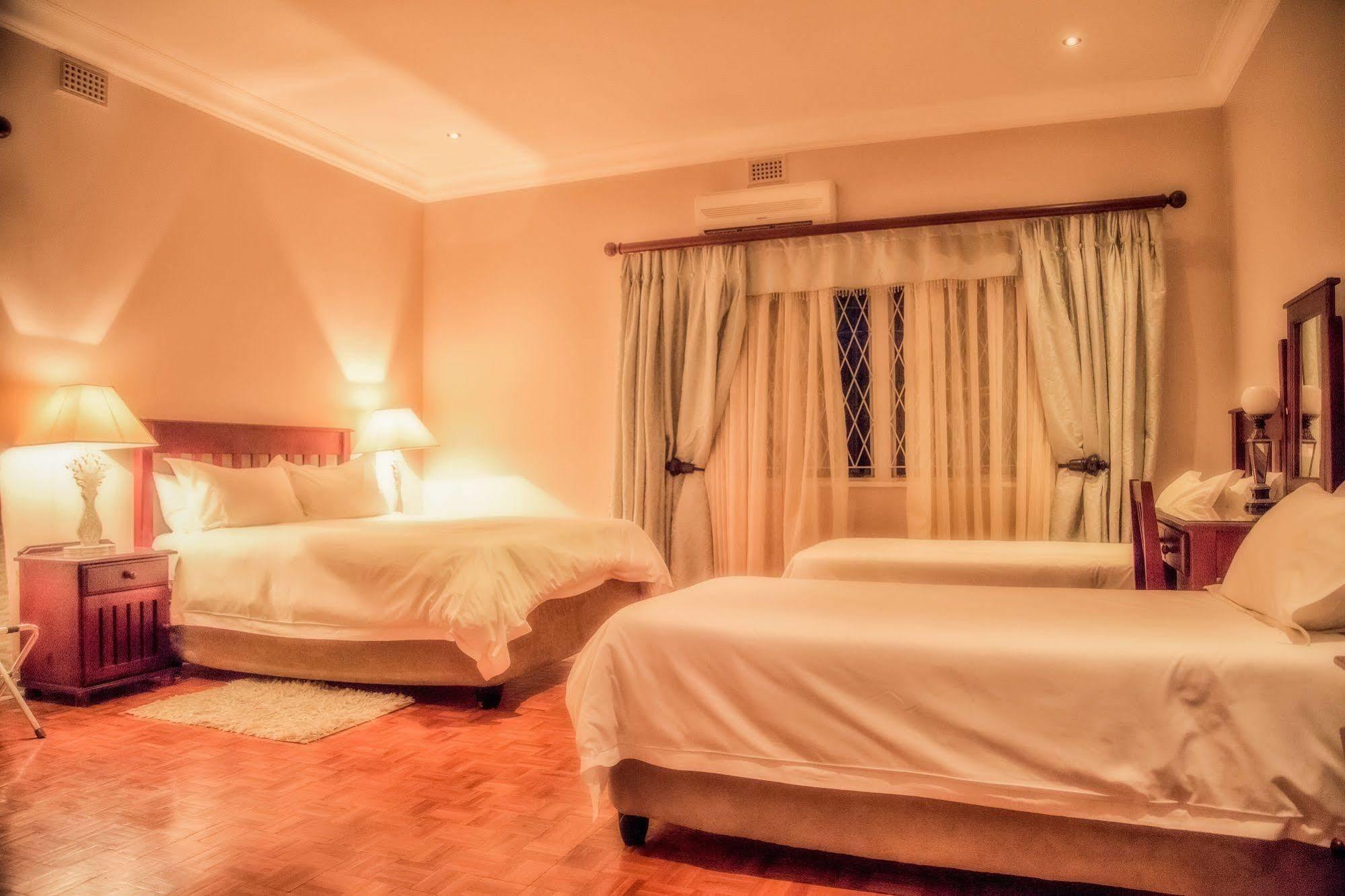 Nauntons Guest House & Wedding Venue Ladysmith Buitenkant foto